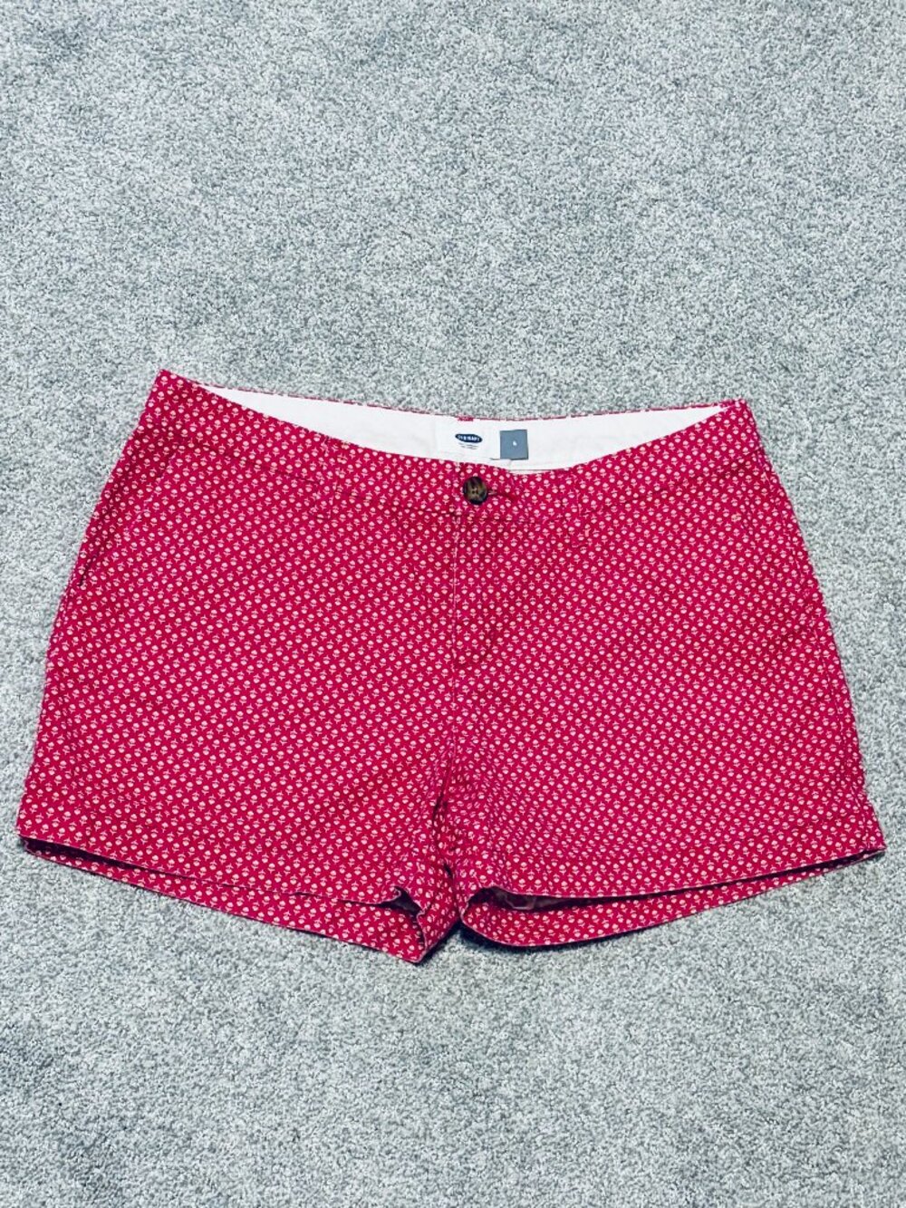 Old Navy Fuchsia/Dark Pink Ditsy Floral Print, 3" Inseam, Size 4